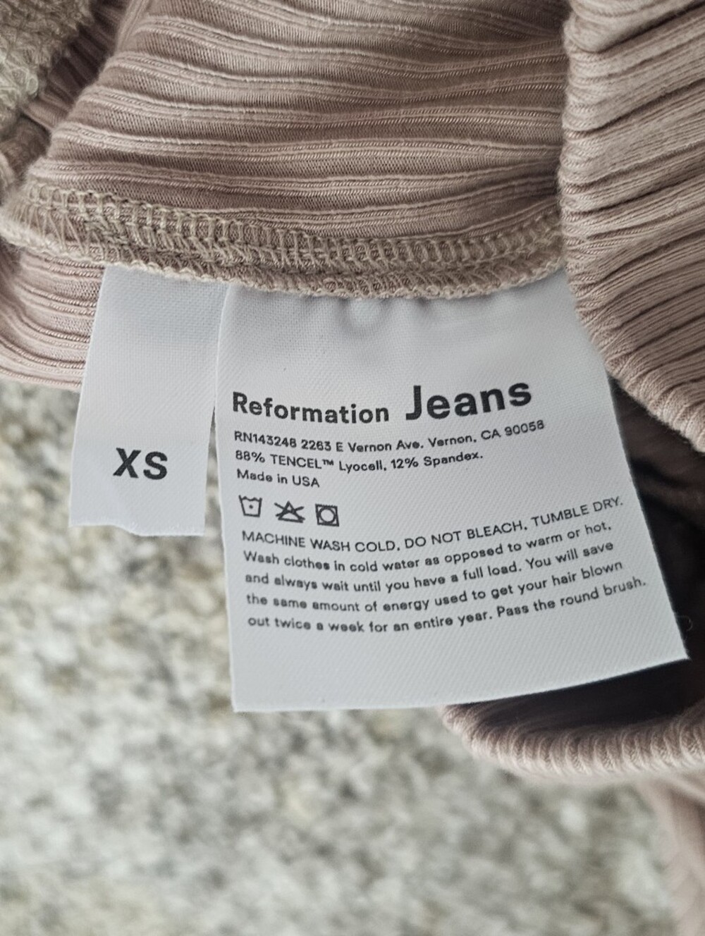 Reformation Ribbed Pants - Picture 5 of 5